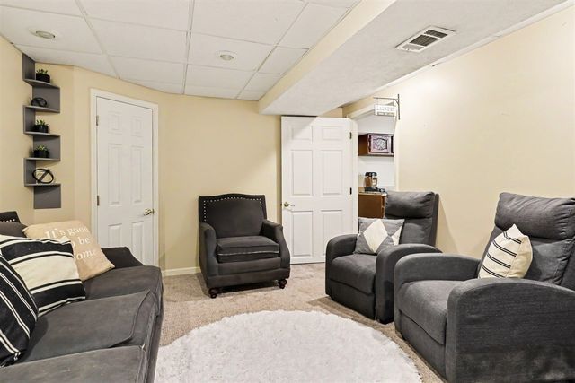 507 Floral Drive, Belding, MI 48809