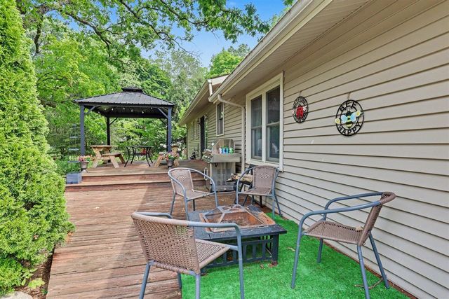 507 Floral Drive, Belding, MI 48809