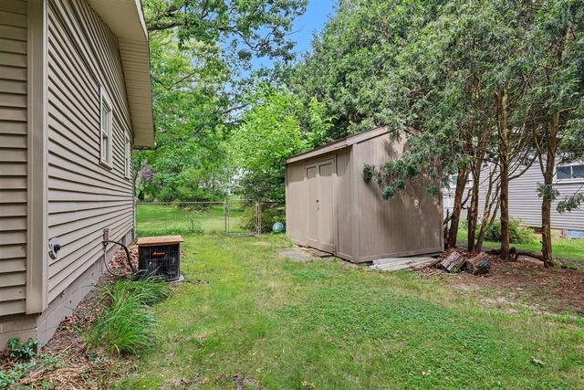 507 Floral Drive, Belding, MI 48809