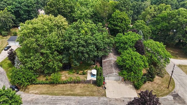 507 Floral Drive, Belding, MI 48809