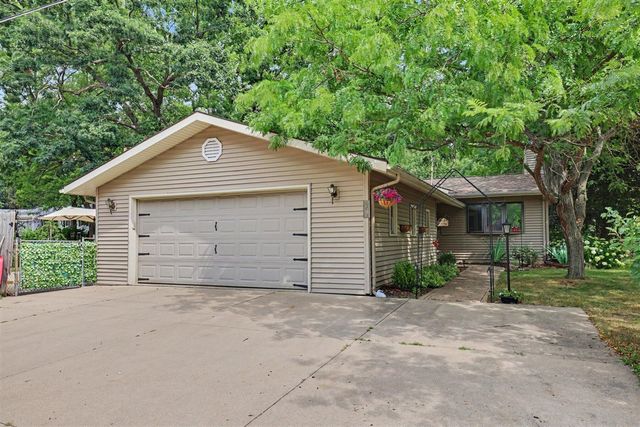 507 Floral Drive, Belding, MI 48809