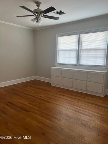 901 SE Greenville Boulevard, Greenville, NC 27858