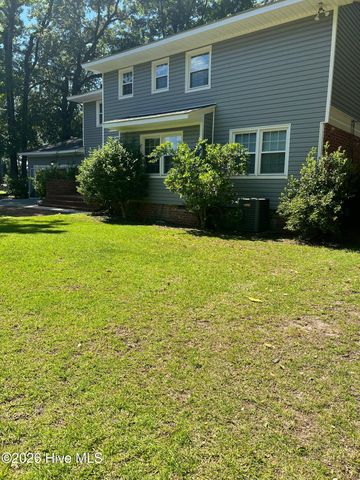 901 SE Greenville Boulevard, Greenville, NC 27858