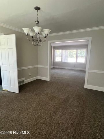 901 SE Greenville Boulevard, Greenville, NC 27858