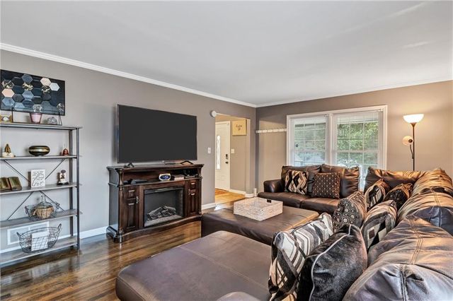 3652 Greentree Farms Drive, Decatur, GA 30034