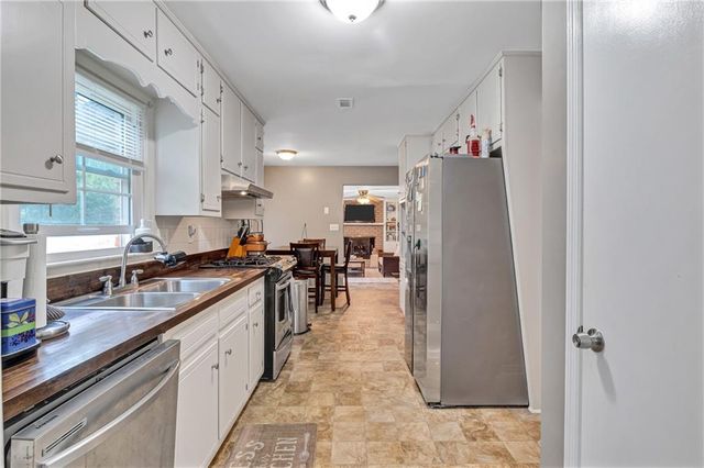 3652 Greentree Farms Drive, Decatur, GA 30034