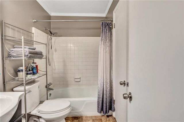 3652 Greentree Farms Drive, Decatur, GA 30034