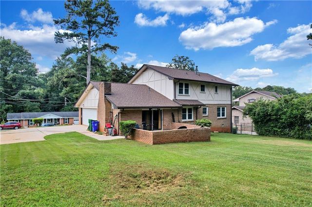 3652 Greentree Farms Drive, Decatur, GA 30034