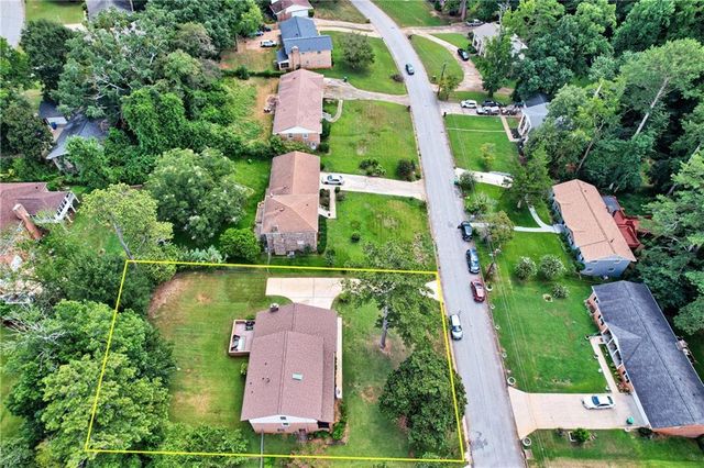 3652 Greentree Farms Drive, Decatur, GA 30034