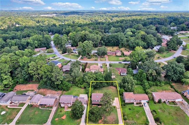 3652 Greentree Farms Drive, Decatur, GA 30034