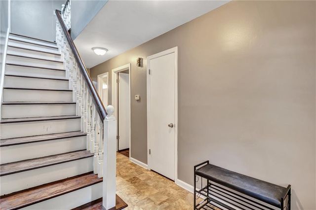 3652 Greentree Farms Drive, Decatur, GA 30034