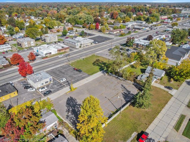 30759 Ford, Garden City, MI 48135