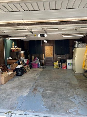 1300 Cherokee Street, Leavenworth, KS 66048