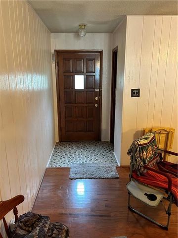 1300 Cherokee Street, Leavenworth, KS 66048