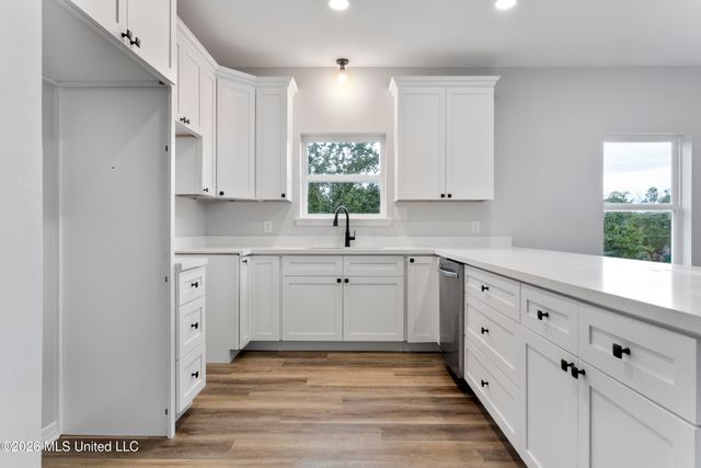 10074 Byrd Avenue, D'iberville, MS 39540