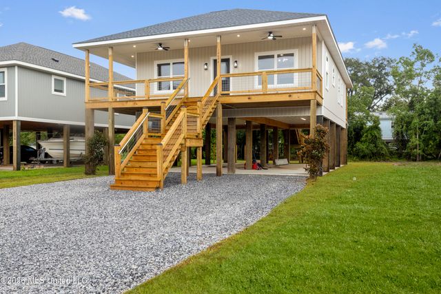 10074 Byrd Avenue, D'iberville, MS 39540