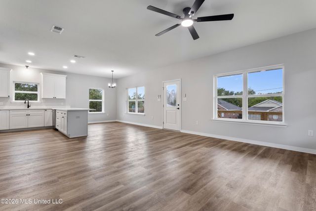 10074 Byrd Avenue, D'iberville, MS 39540