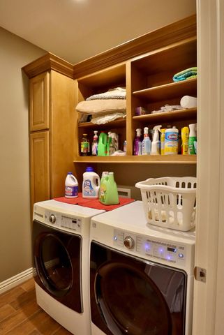 905 W Rufina Court, Nixa, MO 65714