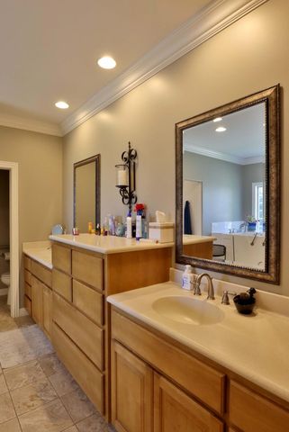 905 W Rufina Court, Nixa, MO 65714