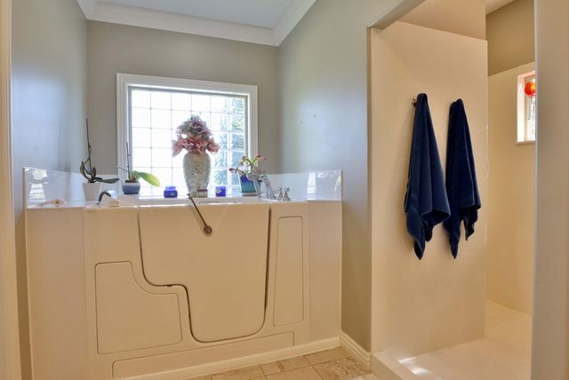 905 W Rufina Court, Nixa, MO 65714