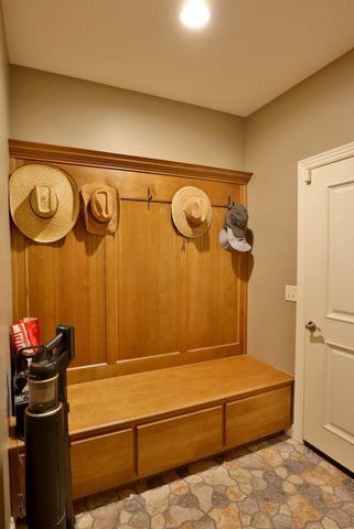 905 W Rufina Court, Nixa, MO 65714
