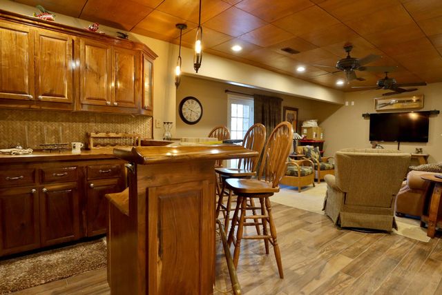 905 W Rufina Court, Nixa, MO 65714