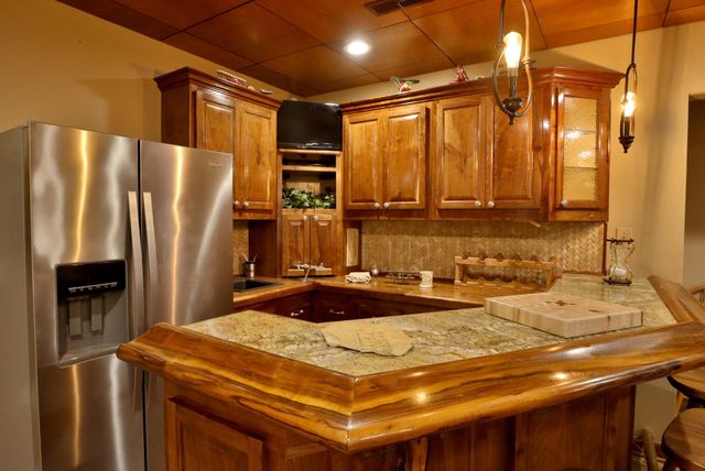 905 W Rufina Court, Nixa, MO 65714