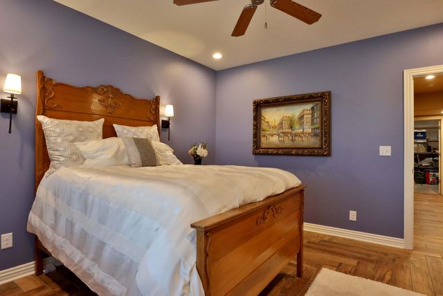 905 W Rufina Court, Nixa, MO 65714