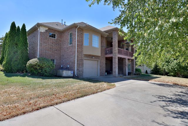905 W Rufina Court, Nixa, MO 65714