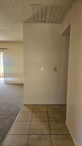 92 W Gettysburg Avenue, Clovis, CA 93612