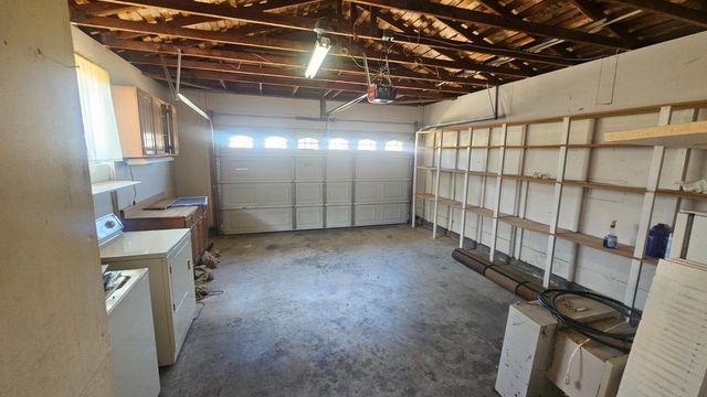 92 W Gettysburg Avenue, Clovis, CA 93612