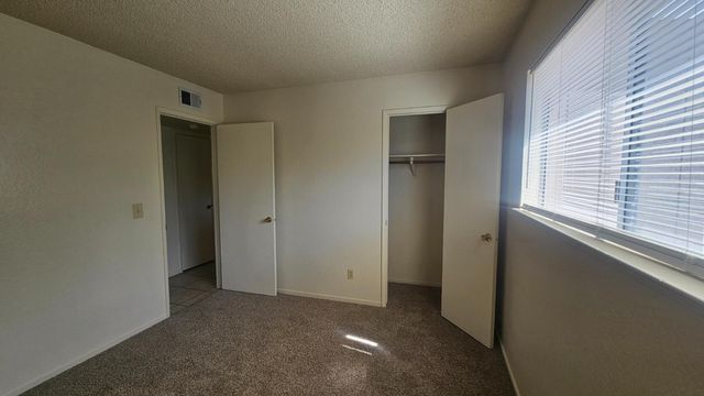 92 W Gettysburg Avenue, Clovis, CA 93612