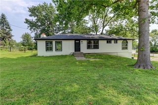 8717 Old Stagecoach Road, Kansas City, MO 64154