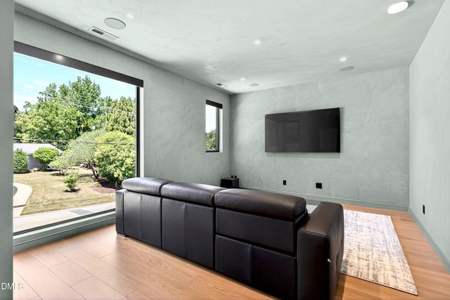 838 Woodburn Road, Raleigh, NC 27605