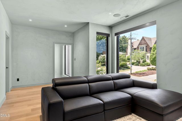 838 Woodburn Road, Raleigh, NC 27605