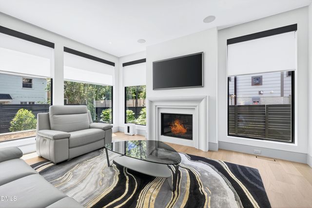 838 Woodburn Road, Raleigh, NC 27605