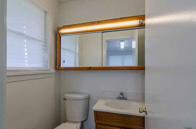 930 N Janice Ave, Gonzales, LA 70737