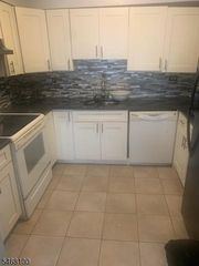 776 N 6Th St 5, Newark City, NJ 07107
