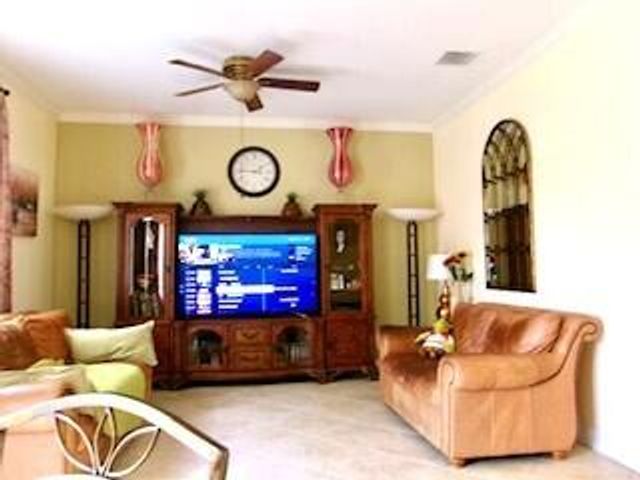 6898 Julia Gardens Drive, Coconut Creek, FL 33073