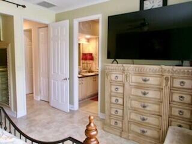6898 Julia Gardens Drive, Coconut Creek, FL 33073
