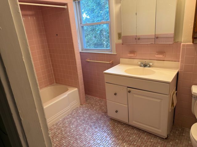38 Summit Ave 2, Winthrop, MA 02152