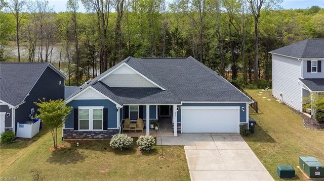 532 Kayak Court, Mebane, NC 27302