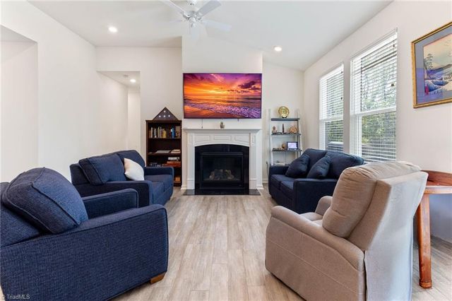 532 Kayak Court, Mebane, NC 27302
