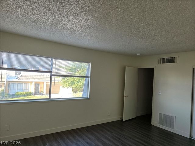 3364 Royce Court, Las Vegas, NV 89121