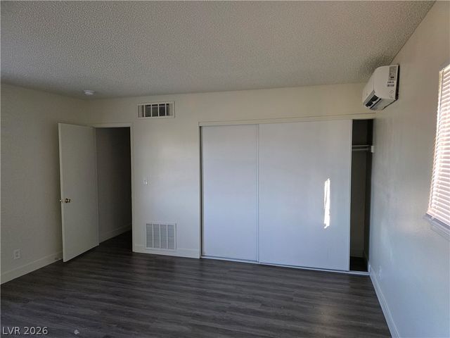 3364 Royce Court, Las Vegas, NV 89121