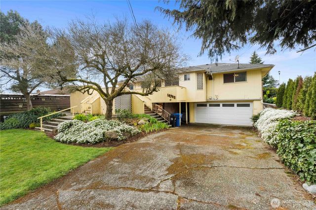 10702 39th Avenue SW, Seattle, WA 98146