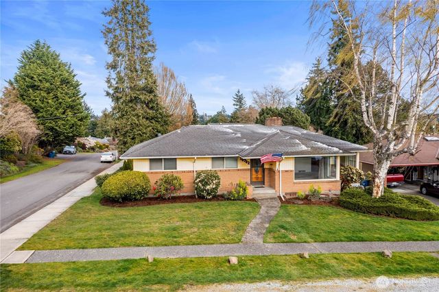 10702 39th Avenue SW, Seattle, WA 98146