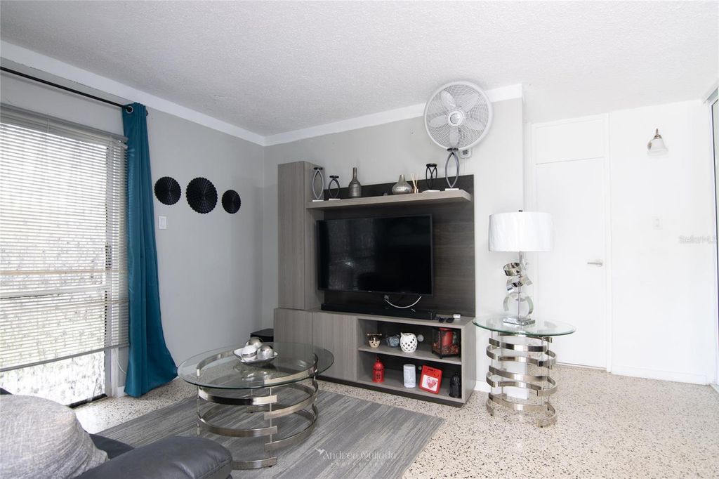 Image 4 of property listing at 227B ST. COUNTRY CLUB JW-D15, Carolina, PR 00985