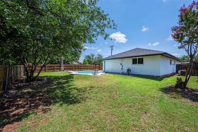 3900 Anewby Way, Fort Worth, TX 76133