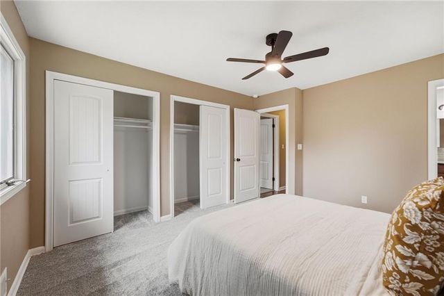 305 SW Marion Lane, Lee's Summit, MO 64081